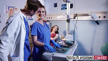 play Doktor pracował od dołu jak ogier