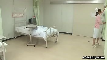 play Beaucoup de pénis entre dans la chatte de cette grosse villageoise aux seins gros et lâches