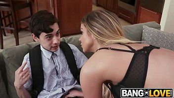play Sexually assaulted by the dwarf xnxx 2021