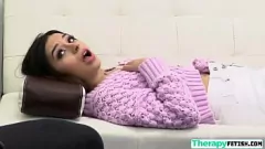 play Terapia se vuelve pervertida: la sesión de anhelo de Dick de Aria Valencia con el Dr. Magnum en la oficina